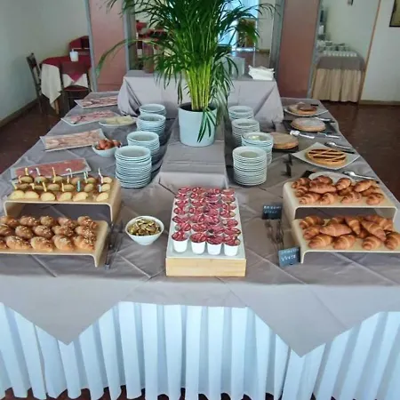 Promenade Simple Con Piscina