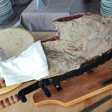 Promenade Simple Con Piscina