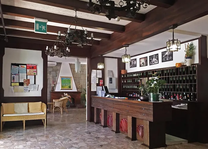 Promenade Simple Con Piscina