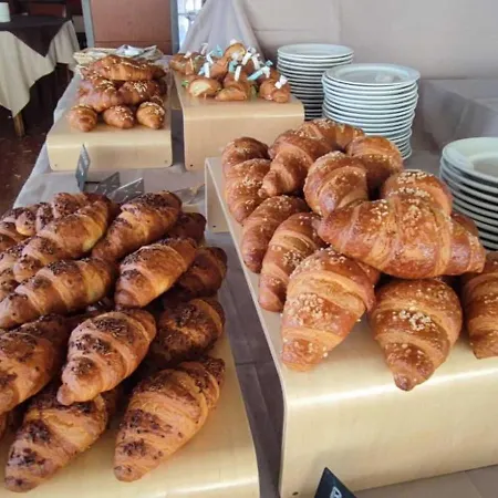 Promenade Simple Con Piscina 3* Milano Marittima