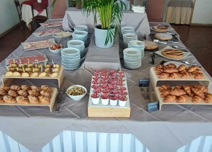 Promenade Simple Con Piscina