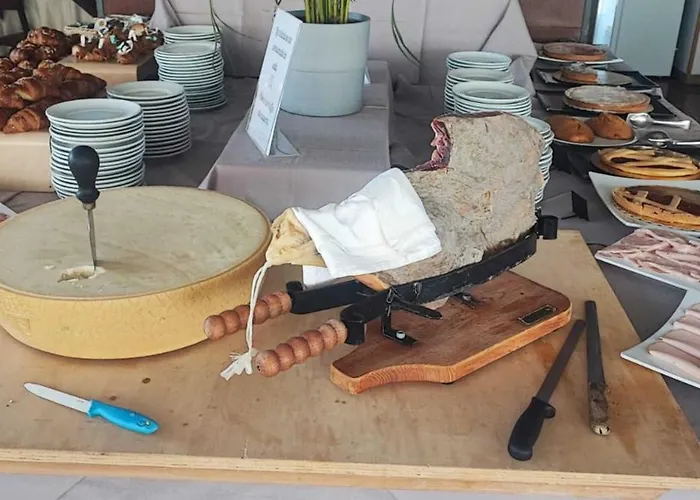 Promenade Simple Con Piscina 3*