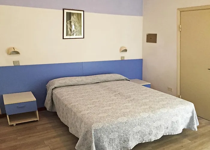 فندق Promenade Simple Con Piscina ميلانو ماريتيما